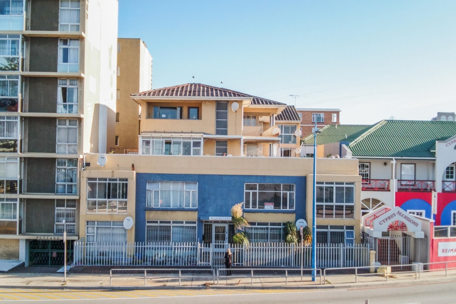 2 Bedroom Property for Sale in Humewood Eastern Cape